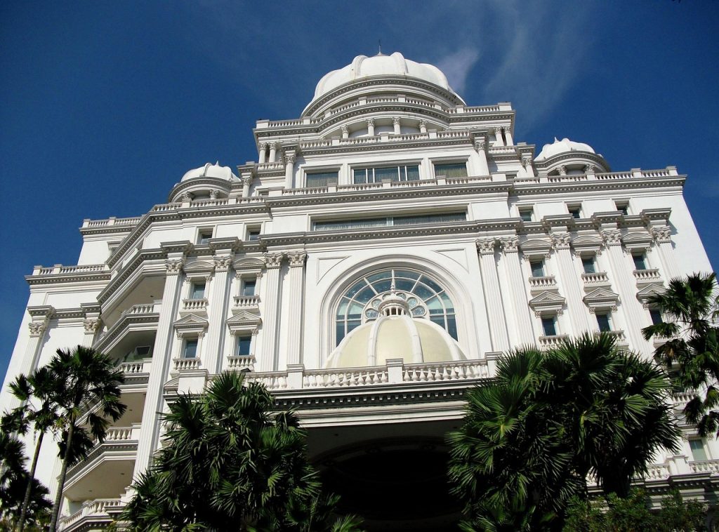 travel tangerang surabaya